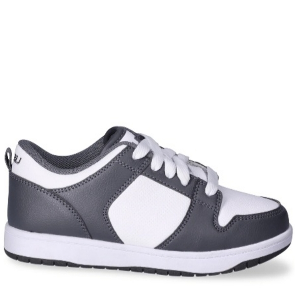 NWT Fubu Low Top Lace Up Sneakers Boys size 4 - Picture 2 of 8